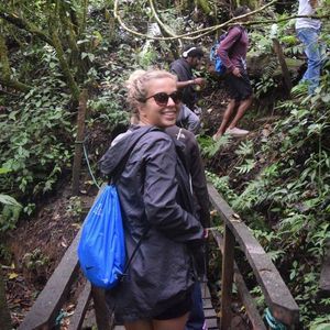 Meet your Posher, Laura